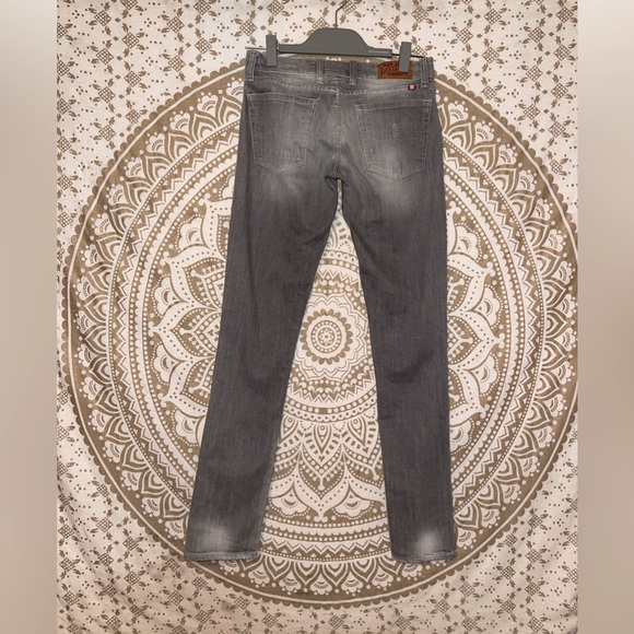 ✨HP✨ "LUCKY BRAND” LADIES GREY SKINNY JEANS WITH POCKETS, LADIES SIZE 4 (27”) - Picture 2 of 7